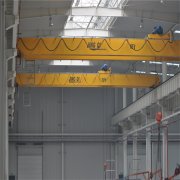 選用歐式雙梁起重機(jī)，高效省錢！