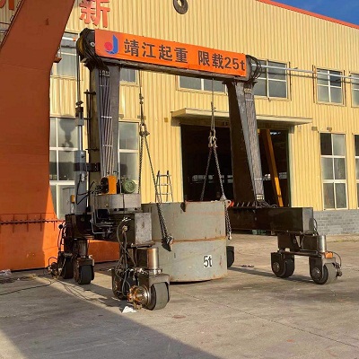 靖江門式起重機(jī)廠家直銷分享購買門式起重機(jī)看哪些標(biāo)準(zhǔn)？