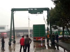 集裝箱龍門(mén)吊選購(gòu)，需要考慮哪些要素？
