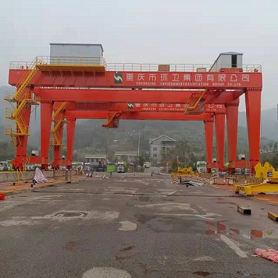 大噸位門(mén)式起重機(jī)起升機(jī)構(gòu)的設(shè)計(jì)特點(diǎn)【靖起】